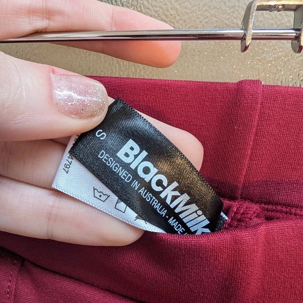 Blackmilk Berry Push It Ponte High Waisted Cuffed Pants - Picture 3 of 3